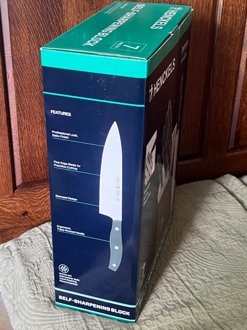 HENCKEL Definition Fine Edge Self Sharpening Knives w/Block NIB - Picture 5 of 12